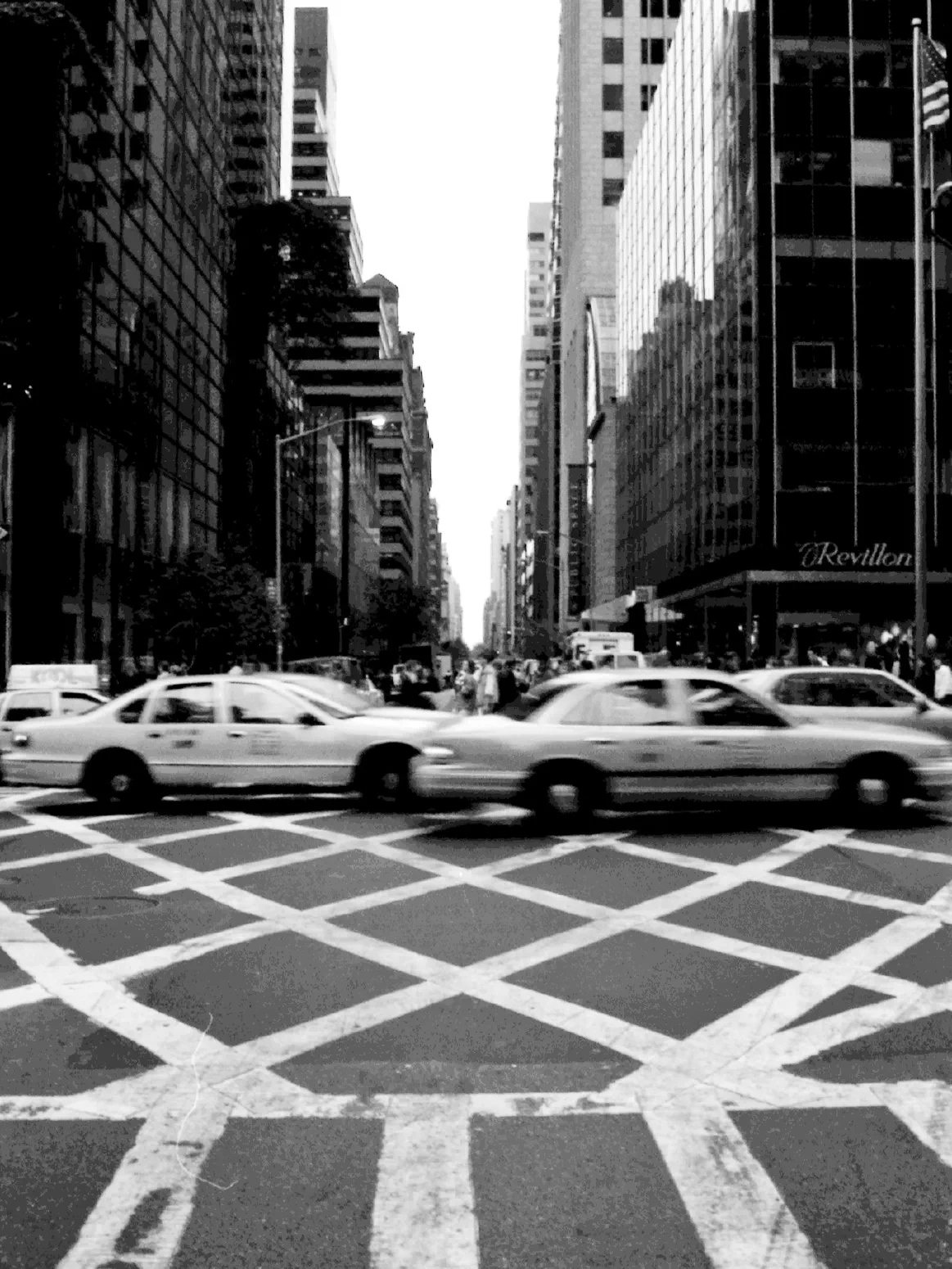 TAXI. 5th Avenue, New York, USA. October 1996